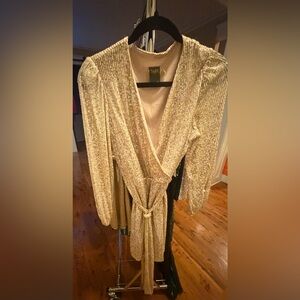 Taylor Gold Sequin Long Sleeve Dress